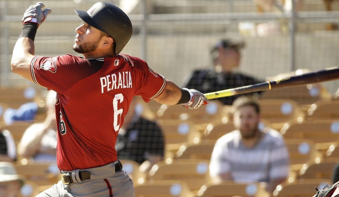 David Peralta hits 1st spring homer in loss to Brewers