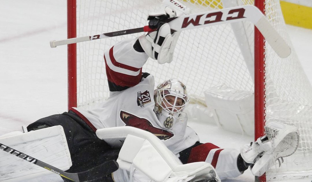 Coyotes’ Mike Smith snaps out of funk, eyes strong finish