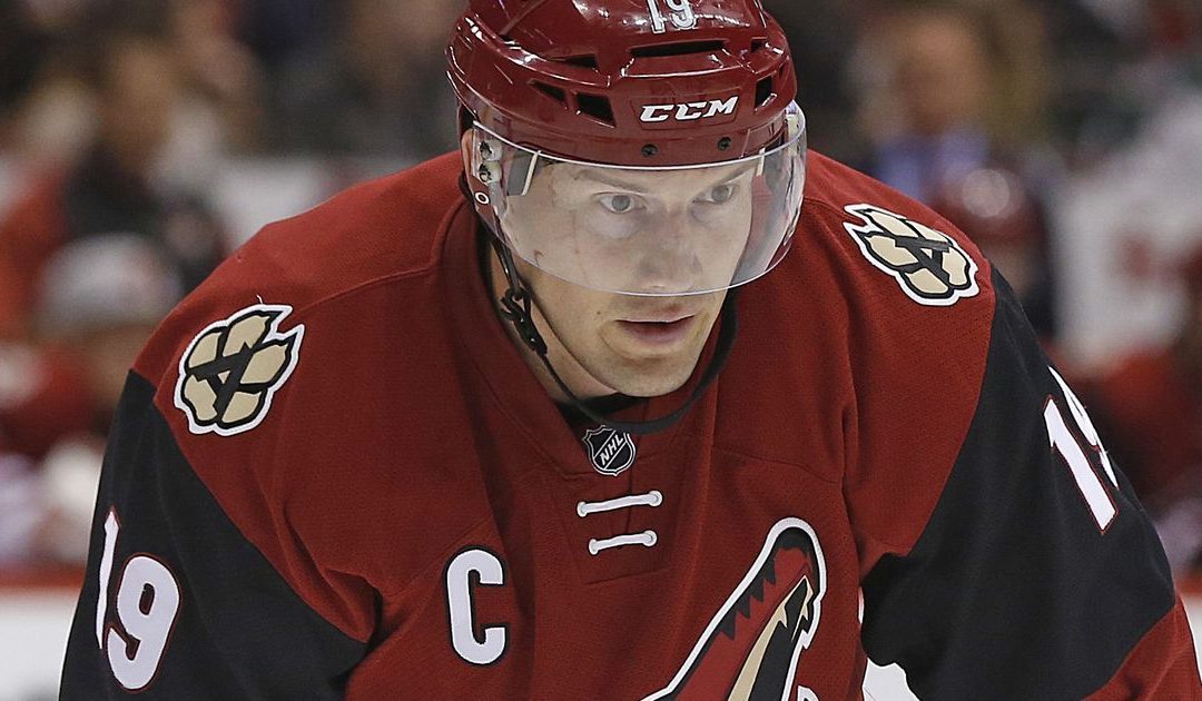 Arizona Coyotes’ Shane Doan missed start of game after warm-up collision