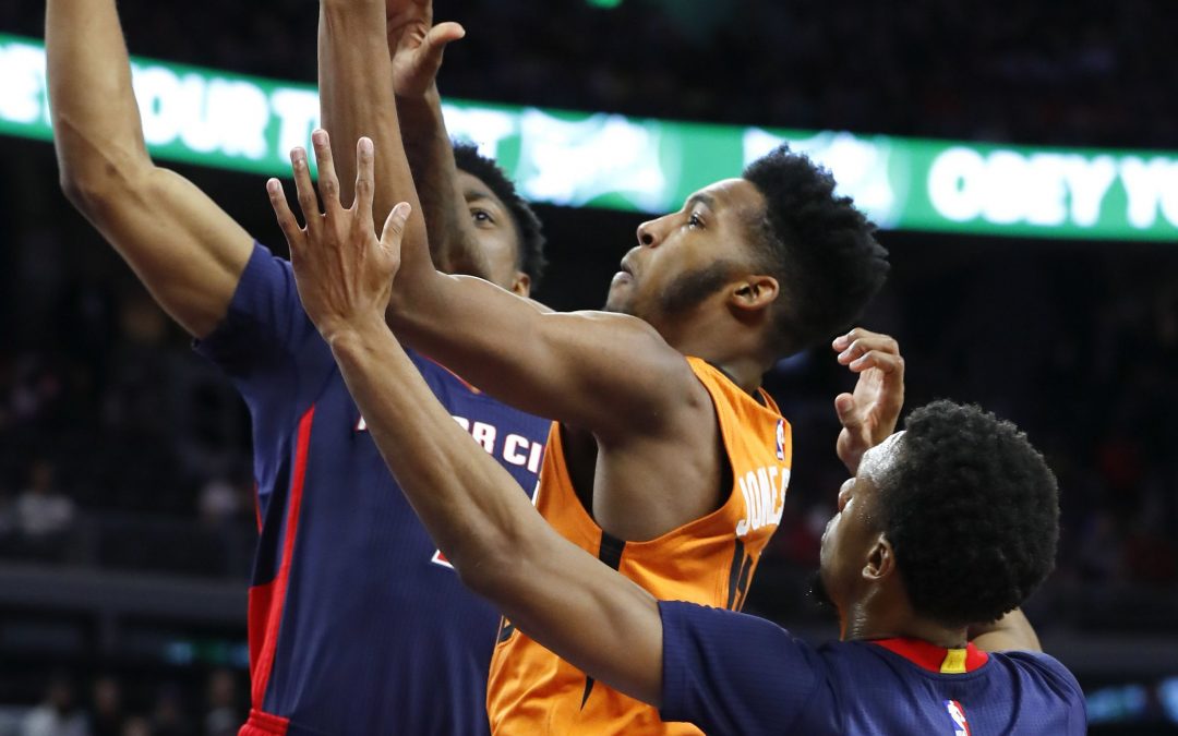 Short-handed Suns fall short against Pistons in Detroit