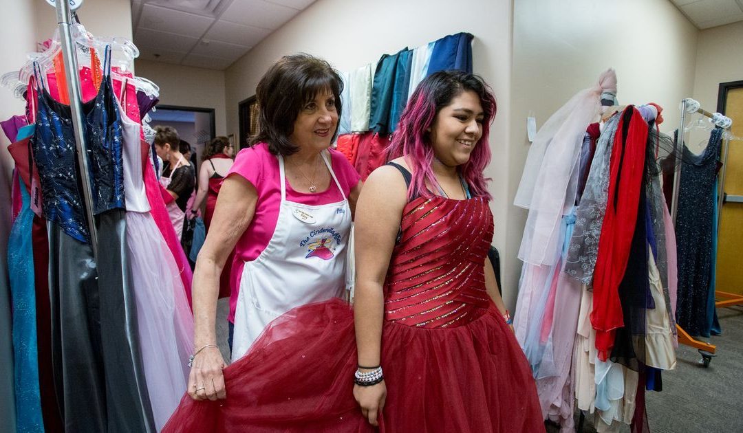 Cinderella Affair grants Phoenix-area prom wishes for free