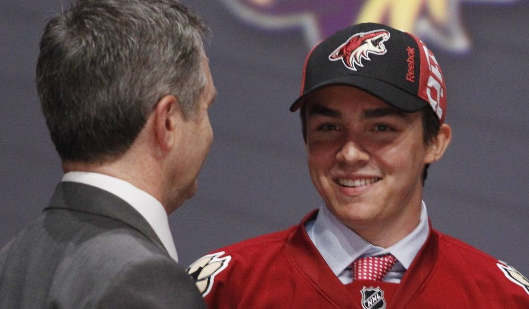 Arizona Coyotes sign Clayton Keller to entry-level contract