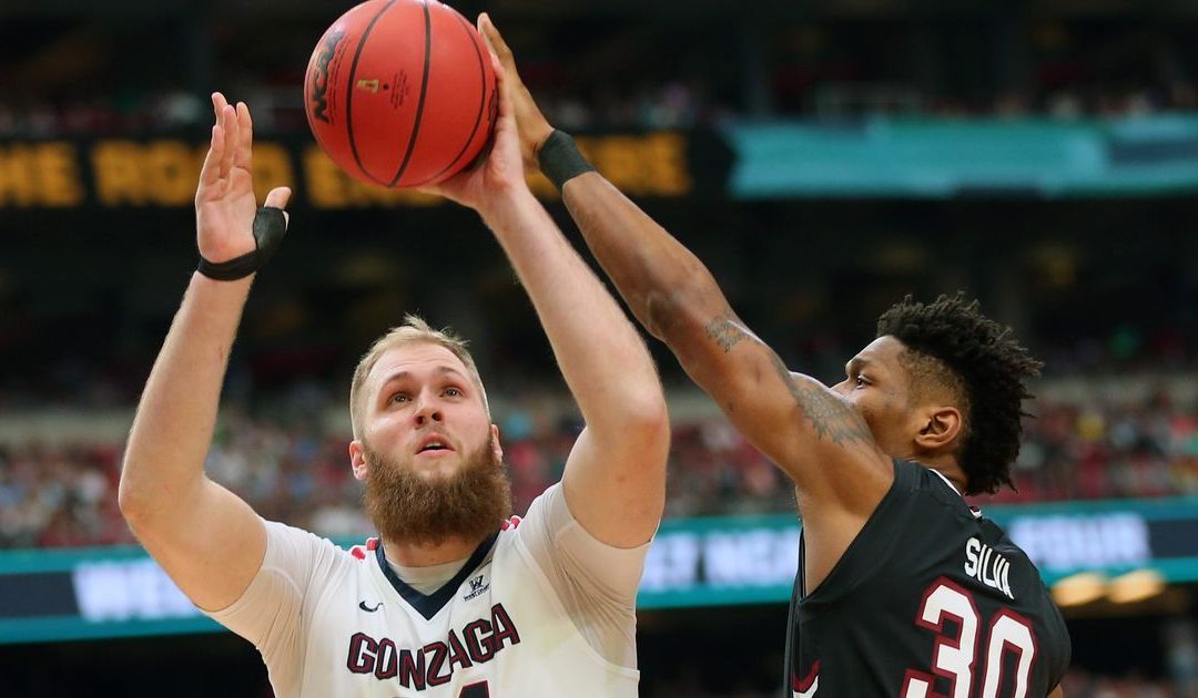 Live at the Final Four: Gonzaga-South Carolina underway