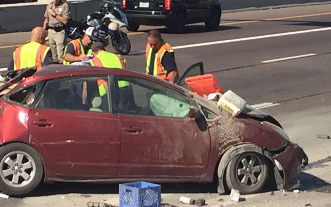 7-vehicle crash closes Loop 202 westbound in Phoenix
