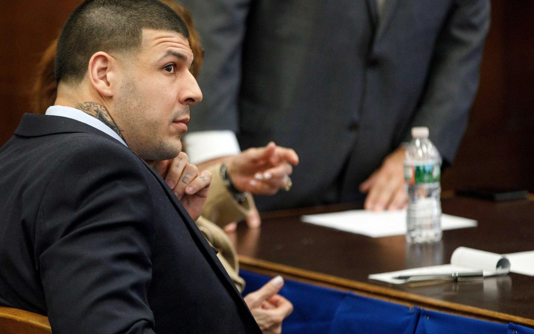 Judge orders Aaron Hernandez suicide notes be released to family before burial