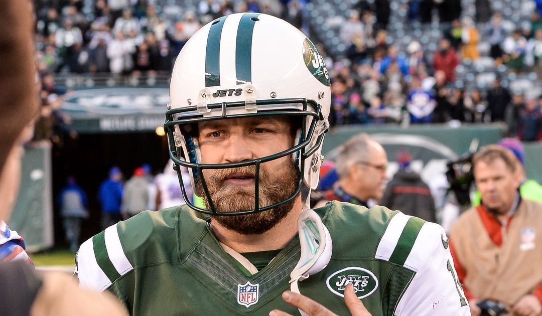 Ryan Fitzpatrick signs with Tampa Bay Buccaneers