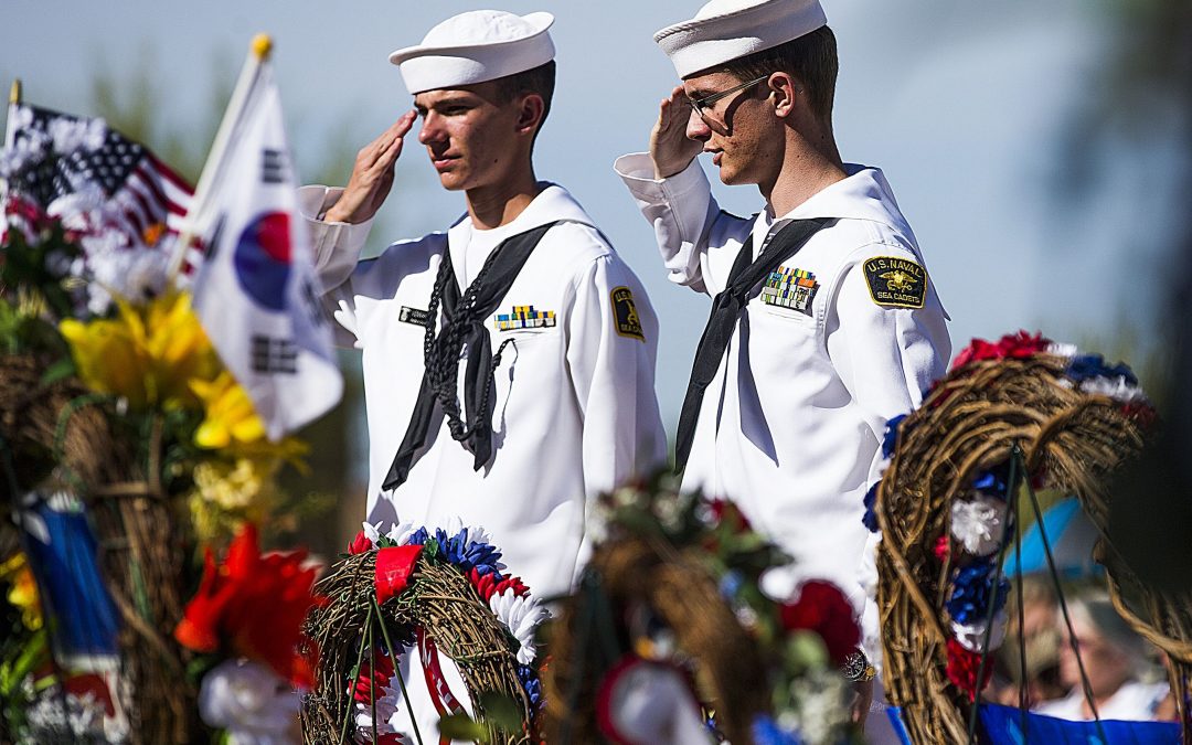 Veterans, families honor fallen Arizona veterans on Memorial Day