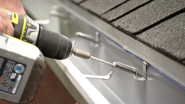 How to Install Rain Gutters
