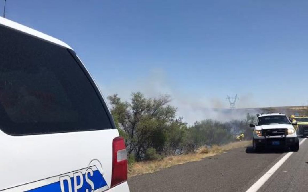 Broken-down vehicle starts brush fire near Cordes Junction