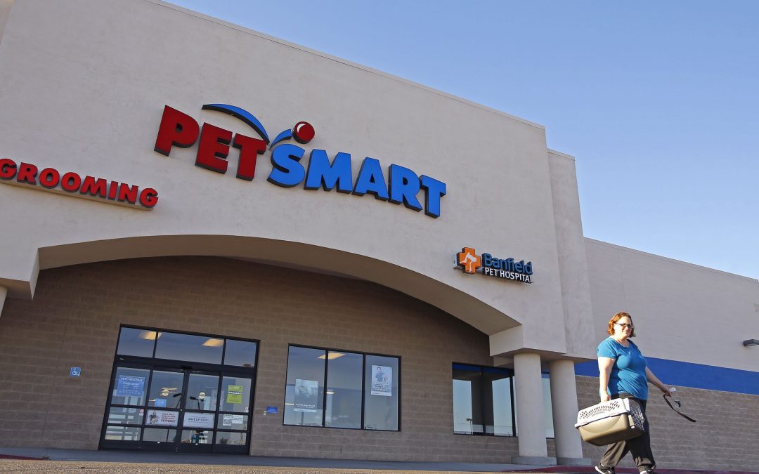 PetSmart plans job cuts at Phoenix headquarters