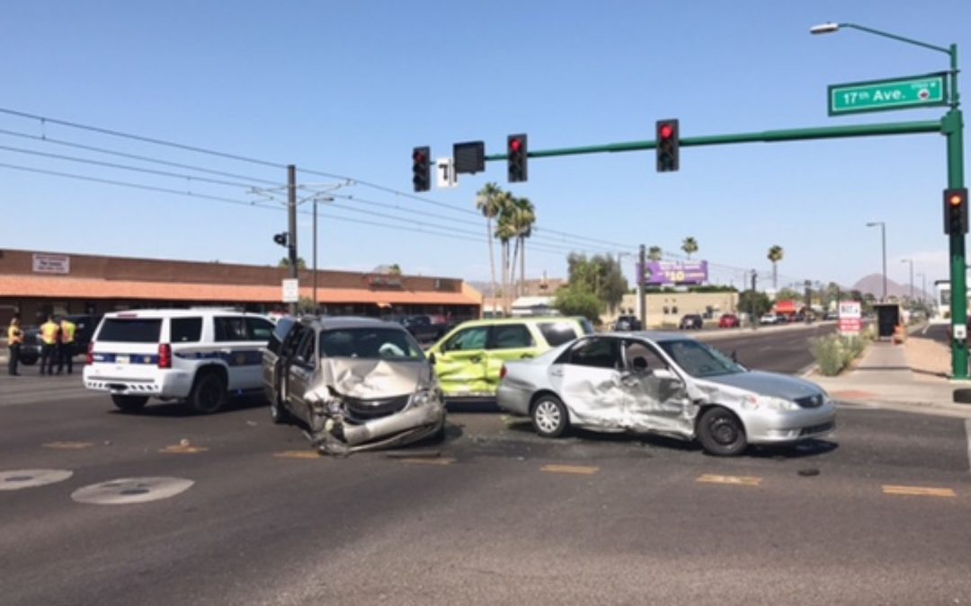 T-bone crash occurs in central Phoenix intersection