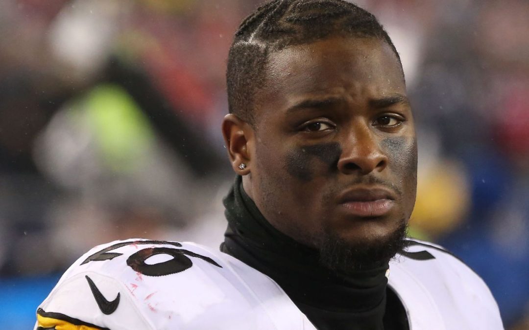 Le’Veon Bell holding out as Steelers start training camp