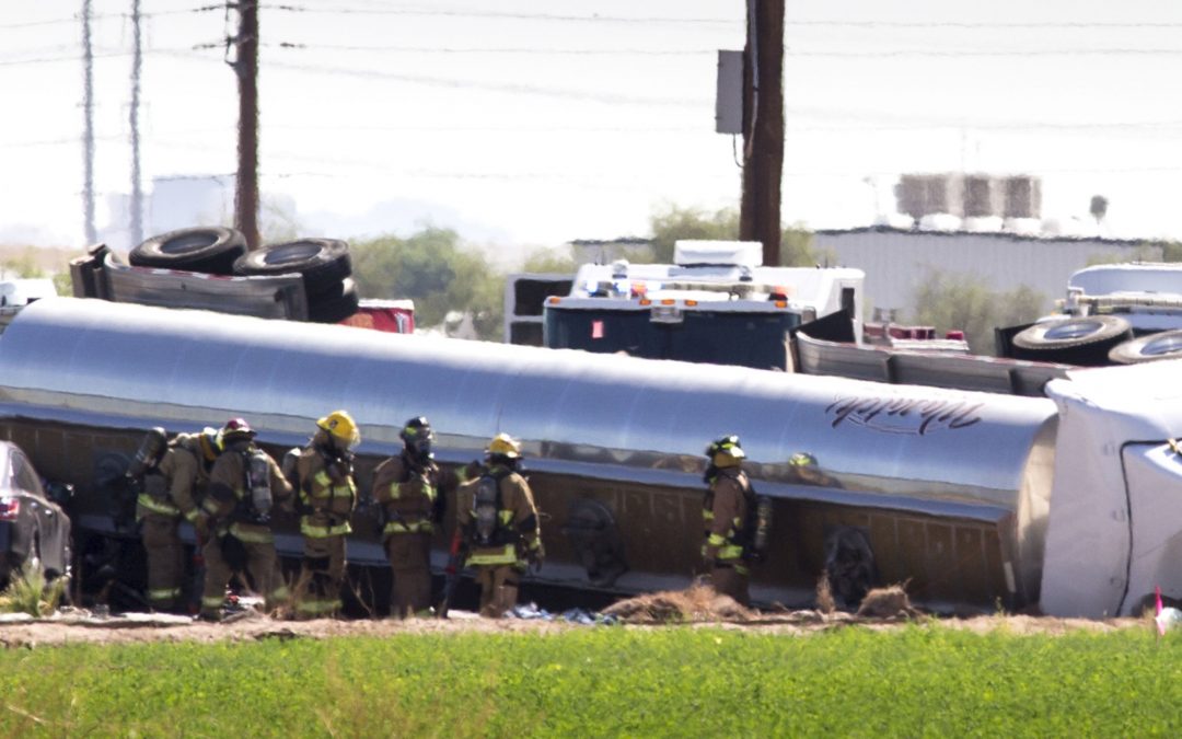 8,000-gallon tanker truck rolls onto pickup in Phoenix