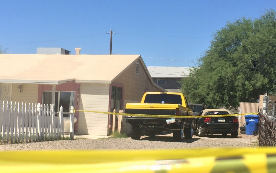 Man shot during confrontation with car burglar in Phoenix, police say