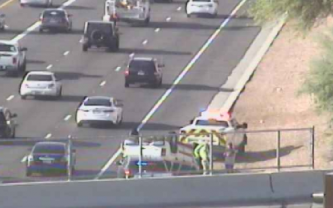 Rollover causes traffic delays on Loop 101 near Guadalupe Road