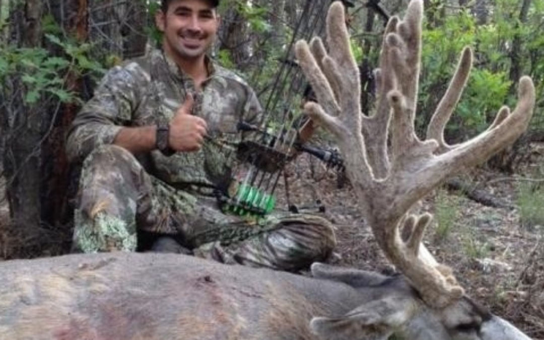 Flagstaff man accused of illegally hunting 5 mule deer