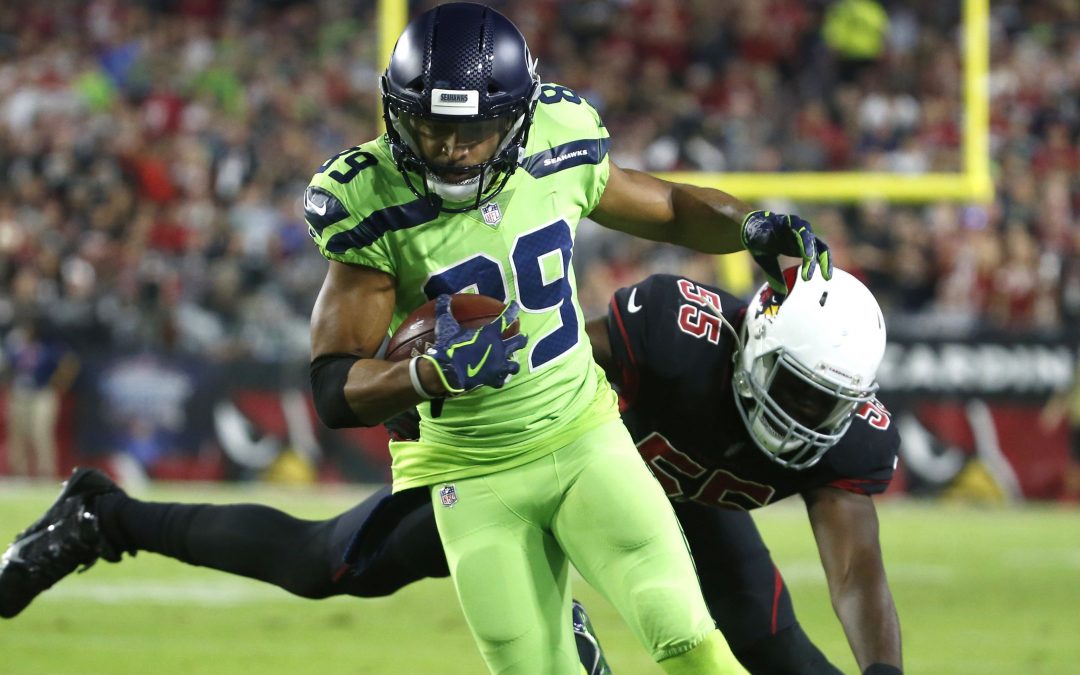 Highlight catch seals win for Seahawks over Cardinals