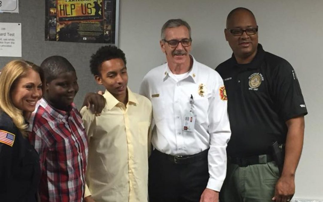 2 Glendale teens who saved woman named heroes by fire, police
