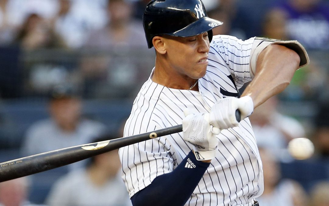 Yankees slugger suffers broken wrist