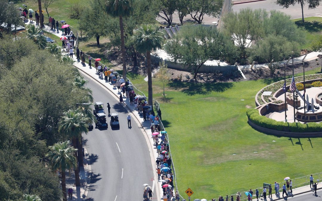 More than 1,800 people still in line at McCain viewing