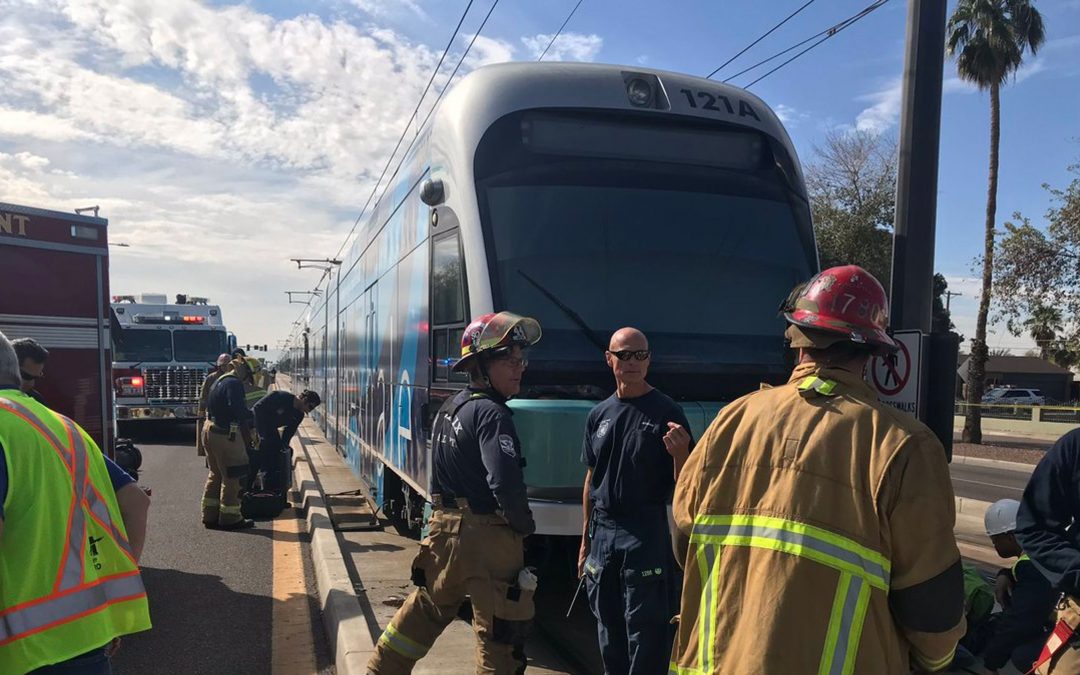 Man hit in Phoenix by light-rail train at 19th, Montebello avenues