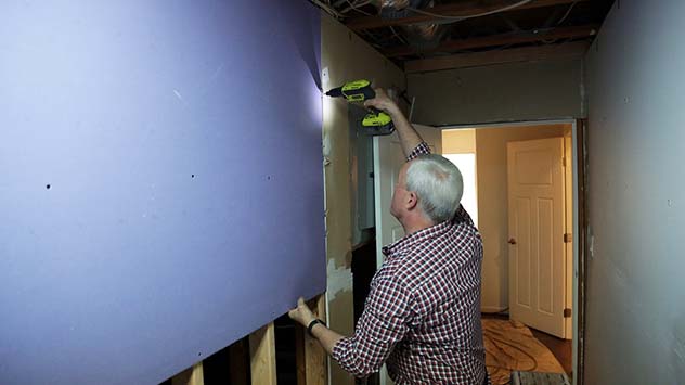 How to Drywall a Basement Wall