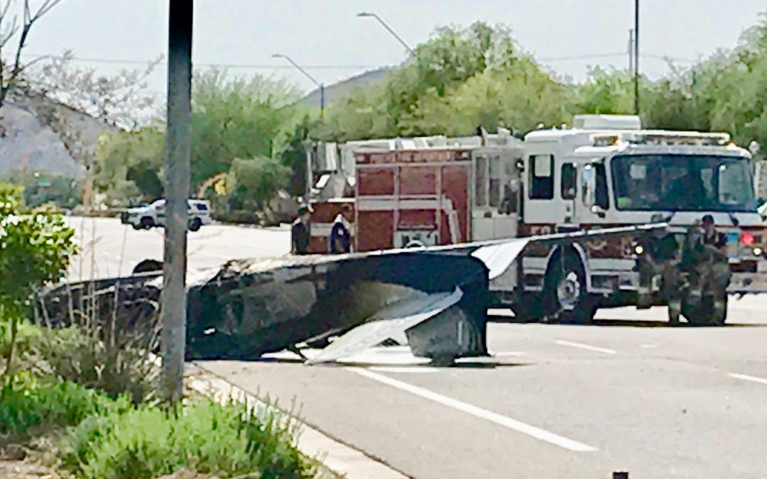 Small plane crashes in north Phoenix near Deer Valley Airport