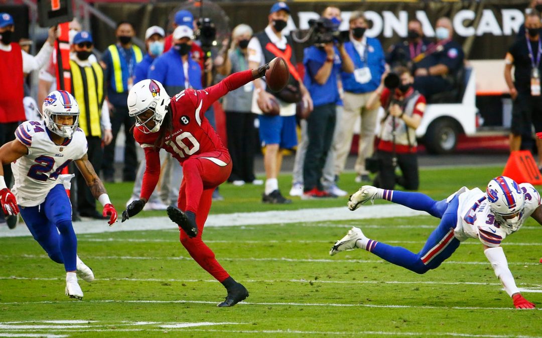 Cardinals dazed and confused by uneven game, miraculous catch