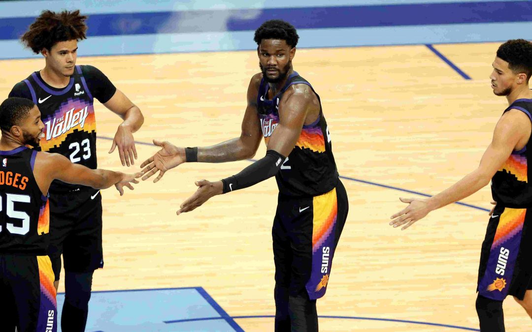 Deandre Ayton keeps turning page with 26-point, 17-rebound, 5-block effort in Suns road win