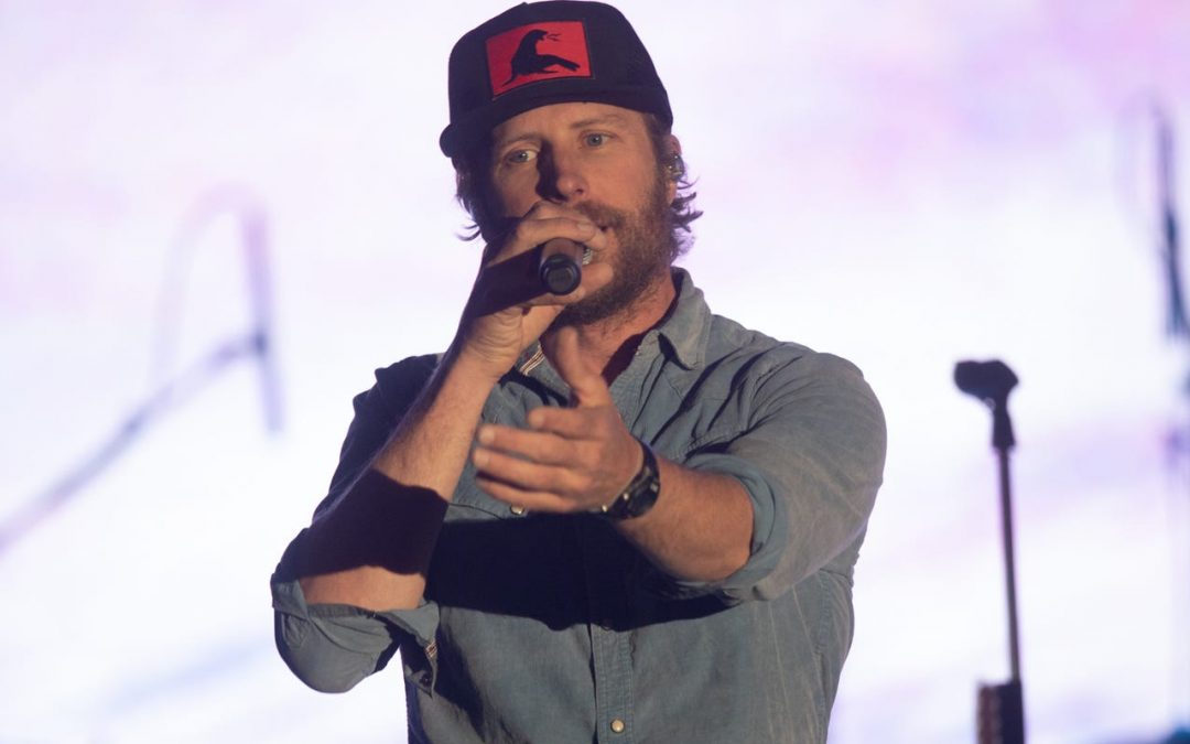 Phoenix’s Dierks Bentley up two ACM Awards, including Male of the Year