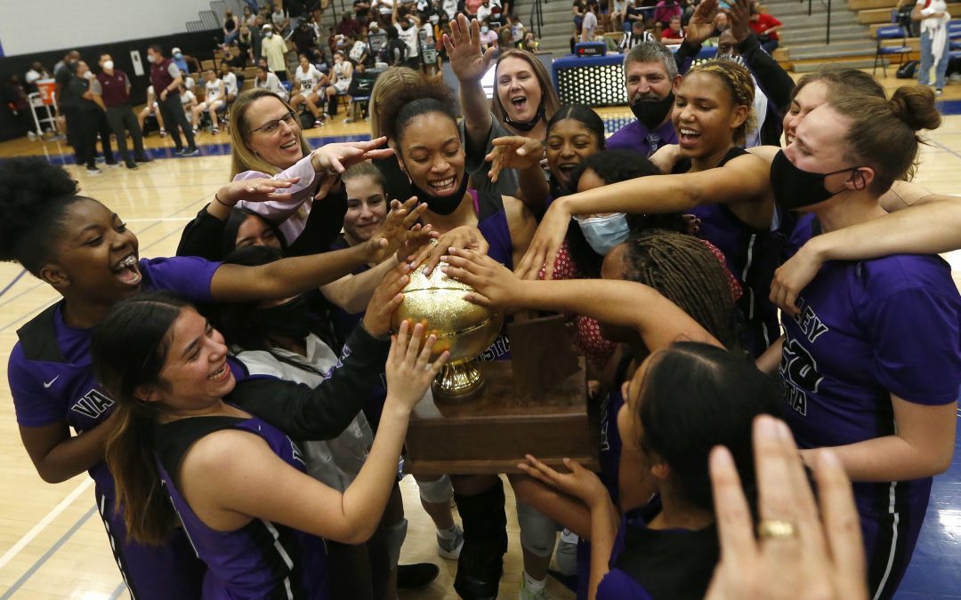 Valley Vista beats Hamilton again, repeating its 6A girls basketball title