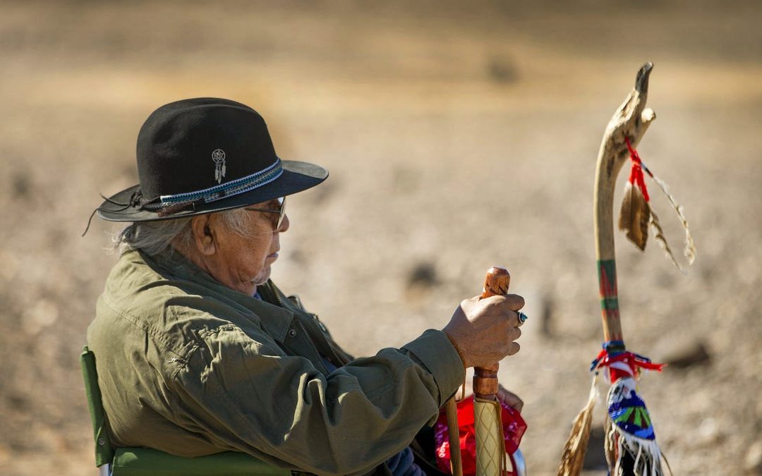 Quechan Tribe members share stories, sing songs on BLM land at Indian Pass in California