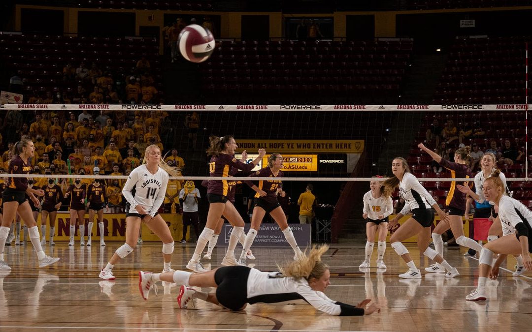 No. 4 Nebraska volleyball sweeps ASU